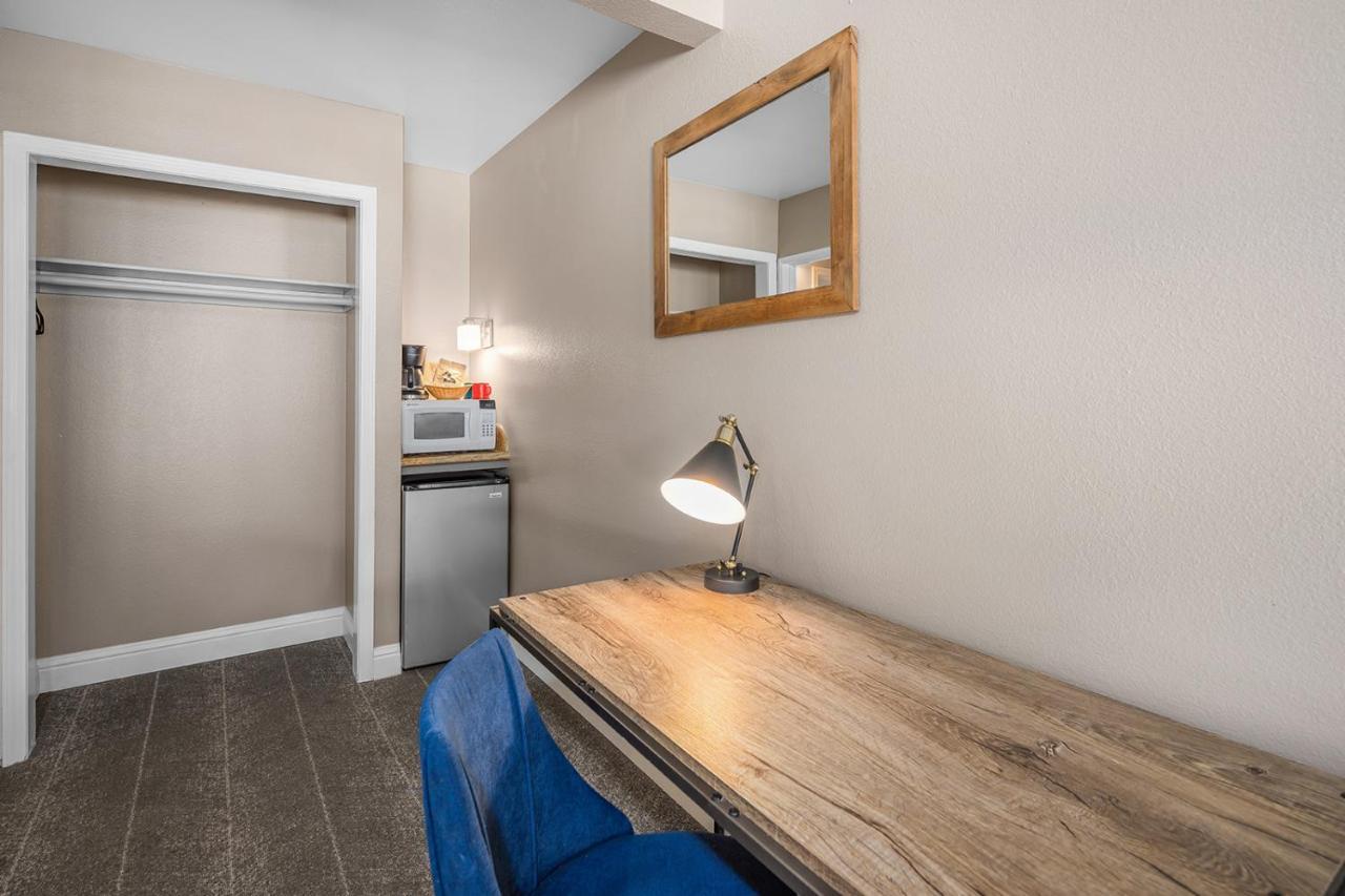 The Inn At Boatworks, Lake Tahoe Tahoe City Bagian luar foto
